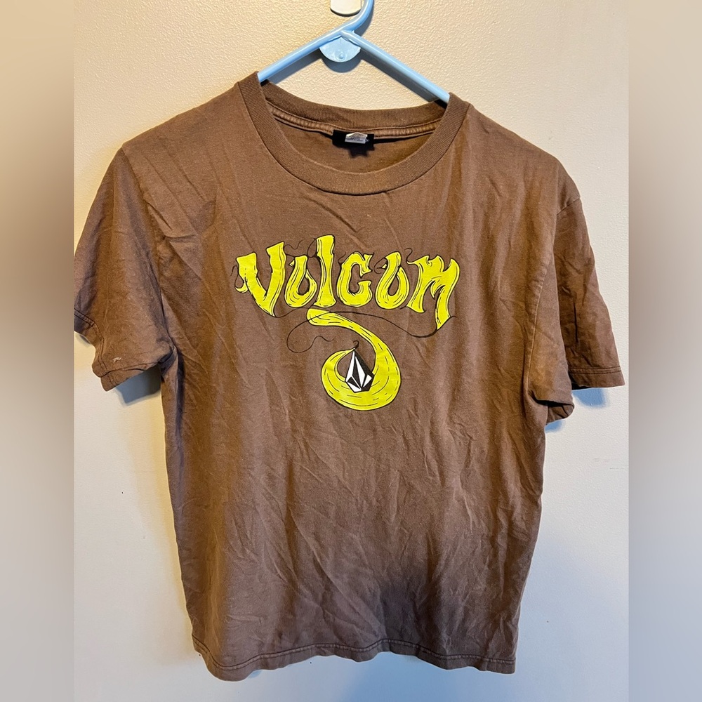 Volcom Chocolate Tee with Green Graphic Design